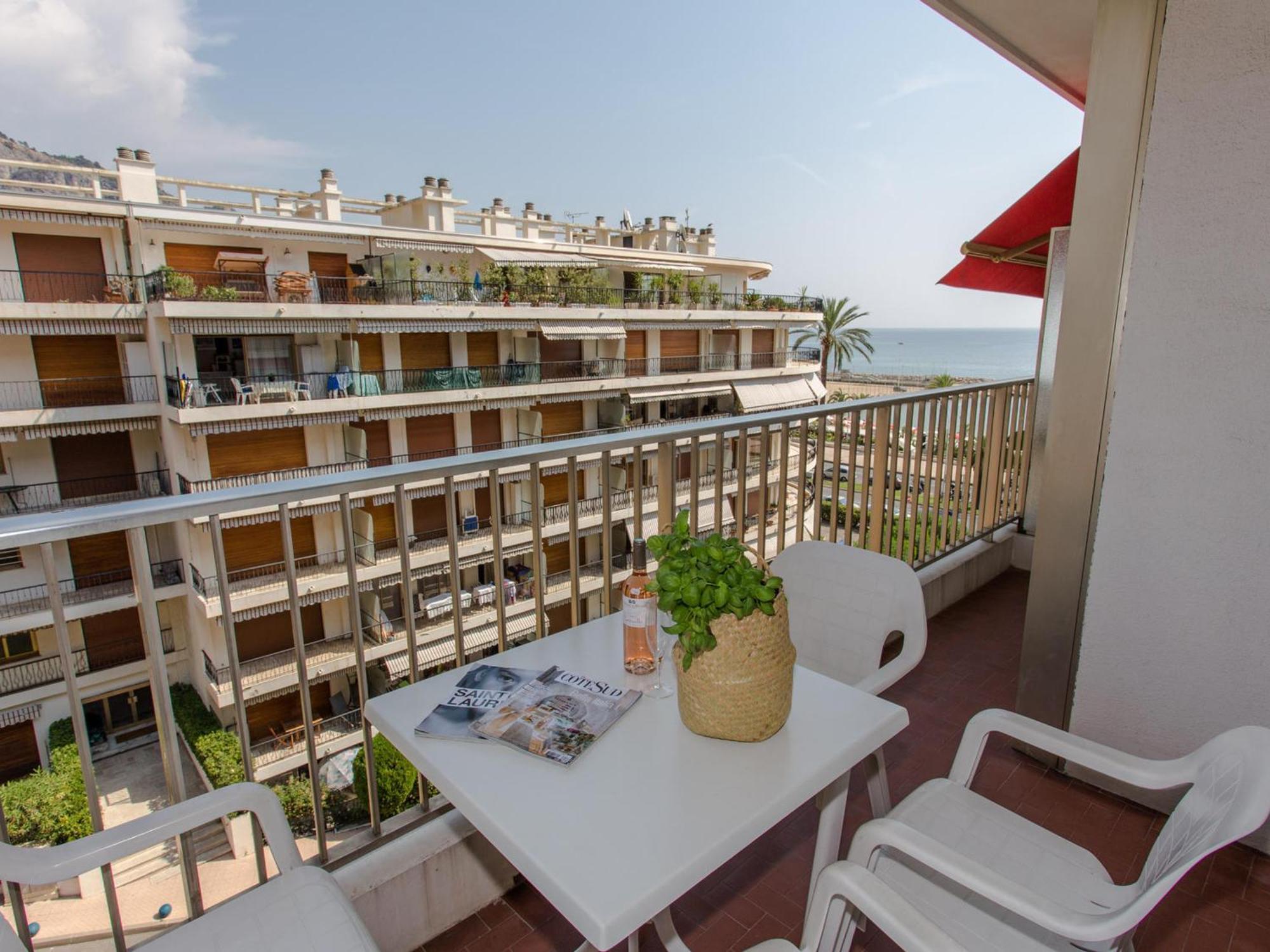 Appartement Menton, 3 Pièces, 5 Personnes - Fr-1-196-230 Menton
